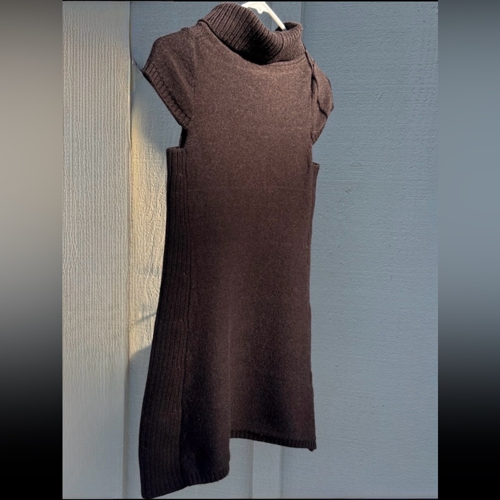 ibex 100% MERINO WOOL SWEATER TURTLENECK CAP SLEEVE POCKET VEST DARK BROWN S EUC